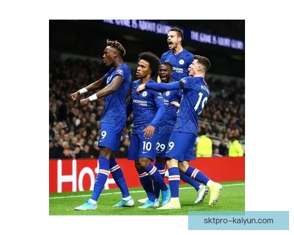 英超詹姆斯·沃德-普劳斯状态回暖，近期表现备受关注